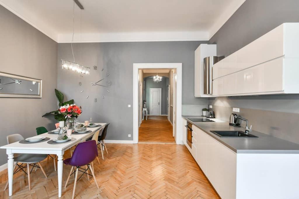Cityscape Wenceslas Square Apartment Prag Exterior foto